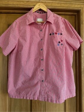 CJ Banks Red and White Gingham Short Sleeve Button Shirt with Star Accents